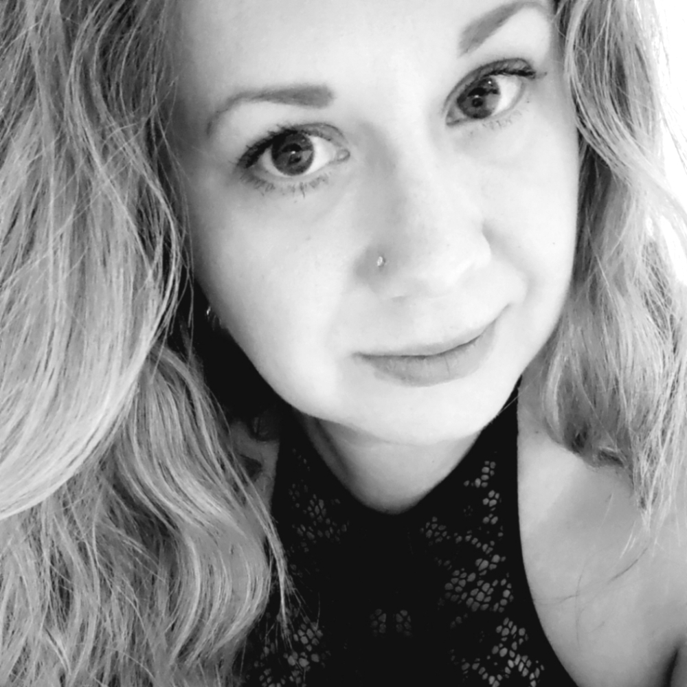 Meet your Posher, Etha